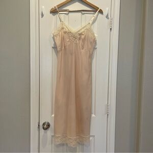 Vintage 60s Corhan Slip Dress Women’s 38 Ivory Petal Pink Lace Midi Bridal